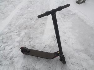 Ninebot Segway ES1 (1 foto / 9)