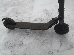 Ninebot Segway ES1 (3 foto / 9)