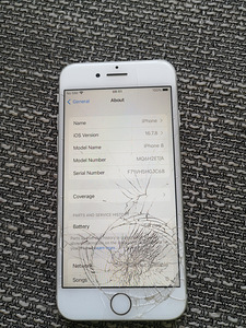 iPhone 8 64 ГБ белый (4 фото из 5)
