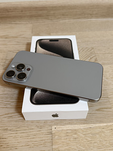 iPhone 15 Pro Max (4 фото из 8)