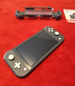 Nintendo Switch Lite CFW 256gb (7 foto / 7)
