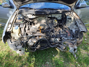 Volkswagen golf 4 varuosadeks (6 foto / 7)