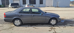 Mercedes Benz c220 dizel (3 foto / 8)