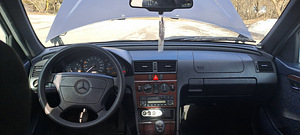 Mercedes Benz c220 dizel (5 foto / 8)
