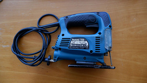 Tikksaag Makita 4328 (2 foto / 4)