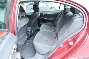 Honda civic 2011 1.8 103kw (9 foto / 14)