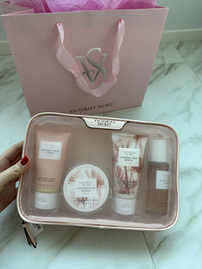 Victoria Secret набор (2 фото из 3)