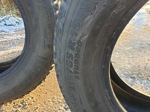 Michelin X-ice north 2 215 65 16 (2 foto / 4)
