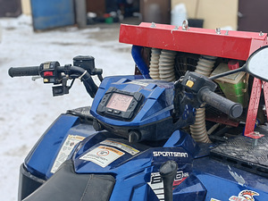ATV Polaris (5 foto / 5)