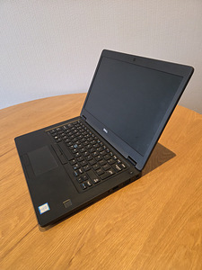Dell Latitude 5480 14" 16GB RAM 512 GB SDD (2 foto / 7)