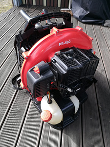 Lehepuhur Echo PB-580, uueväärne (3 foto / 6)