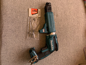 Makita kruvipüstol DFS452. Uus. (9 foto / 10)