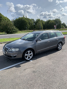 VW Passat. 2.0 D. 103kw. Автомат. 2005/12 (2 фото из 15)