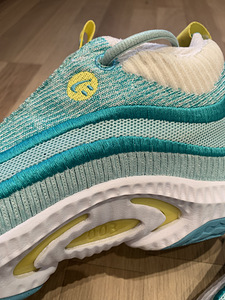 Nike Korvpalli tossud “cosmic unity 3”.Nr45. (4 foto / 10)