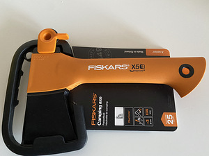 Fiskars X5 kirves (2 foto / 2)