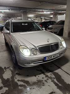 M/V: MB E270cdi 130kw 2004a (3 foto / 8)
