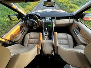 Range Rover Sport (13 фото из 15)