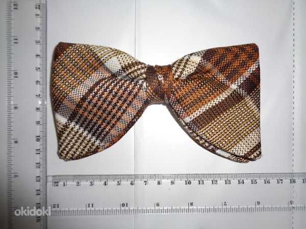 Продается галстук-бабочка (фото #1)