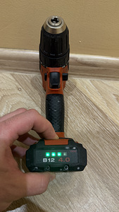 Hilti SF 2-A12 juhtmevaba puuritrell. Хилти шуруповерт (3 фото из 4)