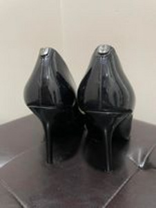 Guess kingad (2 foto / 3)