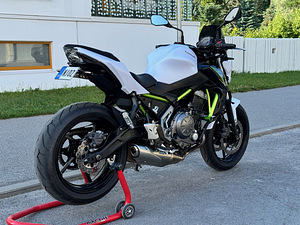 Kawasaki Z650 (4 foto / 7)