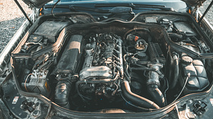 Mercedes-Benz E 270 2005 (13 foto / 13)
