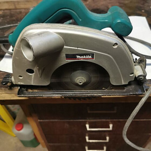 Makita ketassaag 5604R (1 foto / 4)