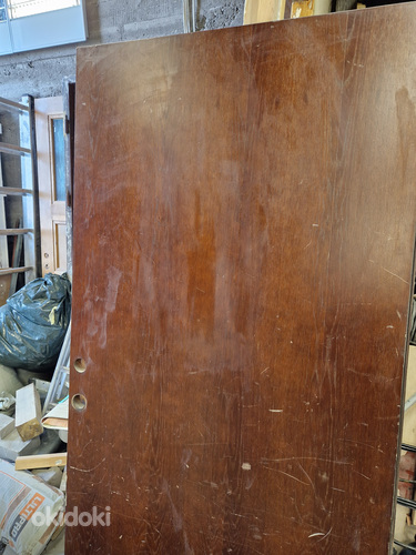 Продам дверь деревянную натуральный шпон вишня 900 х 2050 (фото #2)