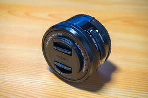 Sony 16-50mm F/3.5-F/5.6 (1 foto / 3)