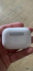 AirPods Pro (2 фото из 3)