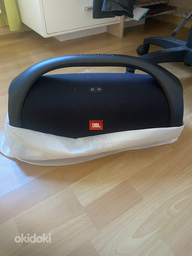 JBL BOOMBOX