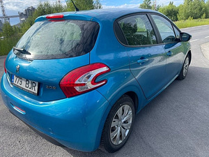 Peugeot 208 1.2 60kw labisoit 100 000 (4 foto / 7)