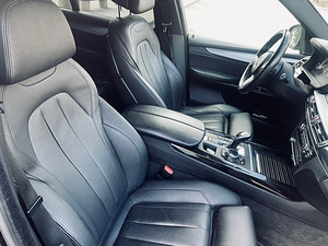 BMW X5 F15 3.0 190KW M-Paket (8 foto / 15)