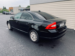 VOLVO S 80 (4 фото из 7)