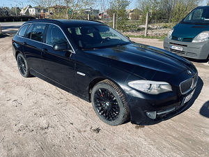 BMW 520 F11 (2 foto / 8)