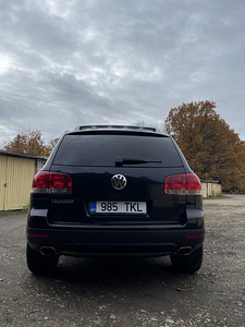 Vw Touareg 2006 v10 (5 foto / 15)