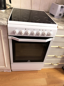Indesit keraamiline pliit (1 foto / 4)