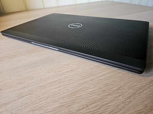 Dell Latitude Carbon 7420 14" FHD i7-1185G7 16GB RAM (1 foto / 1)