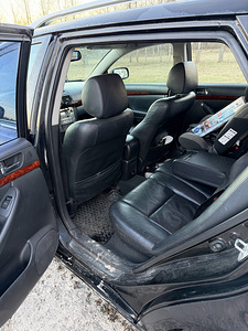 Toyota Avensis 2005 2.0 85кВт (6 фото из 11)