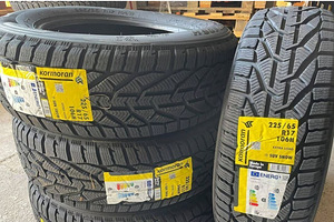 225/65/17 Kormoran Snow By Michelin 106H lamellrehvid (1 foto / 1)