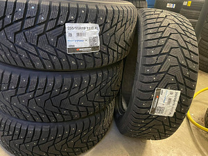 255/55/19 Hankook Winter i-Pike X 111T XL naastrehvid (1 foto / 1)