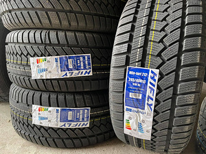 245/40/18 Hifly Win-Turi212 97h xl naastrehvid (1 foto / 1)