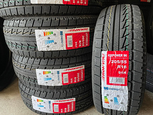 205/55/16 Fronway Icepower96 91H lamellrehvid (1 foto / 1)