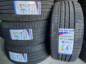 245/35/R21 XL Kinforest KF550-UHP suverehvid (1 foto / 1)