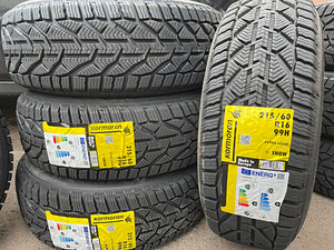 215/60/R16 Kormoran Snow 99H (By Michelin) (1 foto / 1)