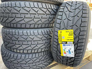 255/55/R18 Kormoran SUV Snow 109V (By Michelin) (1 foto / 1)