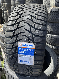 235/35/19 Sailun Iceblazer WST3 FS 91T XL naastrehvid (1 foto / 1)