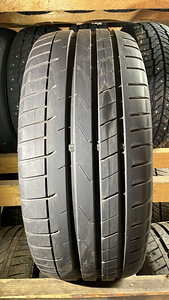 225/45/17 Petlas velox sport 5mm (1 foto / 1)