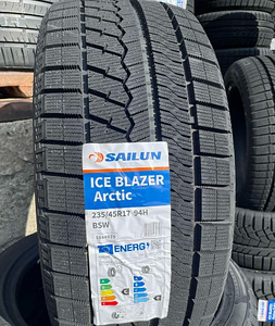 235/45/17 Sailun Iceblazer Arctic 94h lamellrehvid (1 foto / 1)