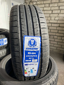225/45/19 Sunwide RS one 96y xl (1 foto / 1)